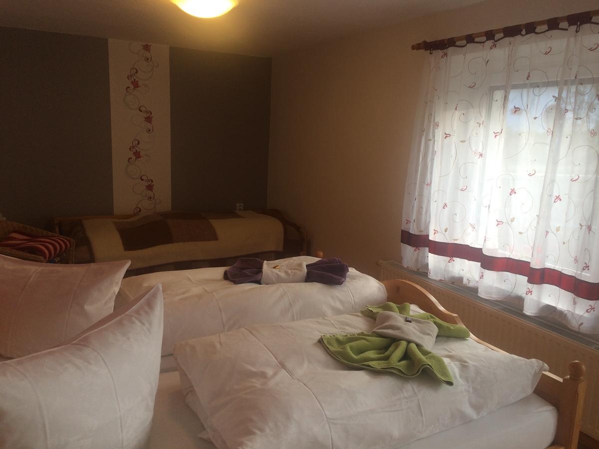 Ferienwohnung Guerth Kleinhennersdorf المظهر الخارجي الصورة